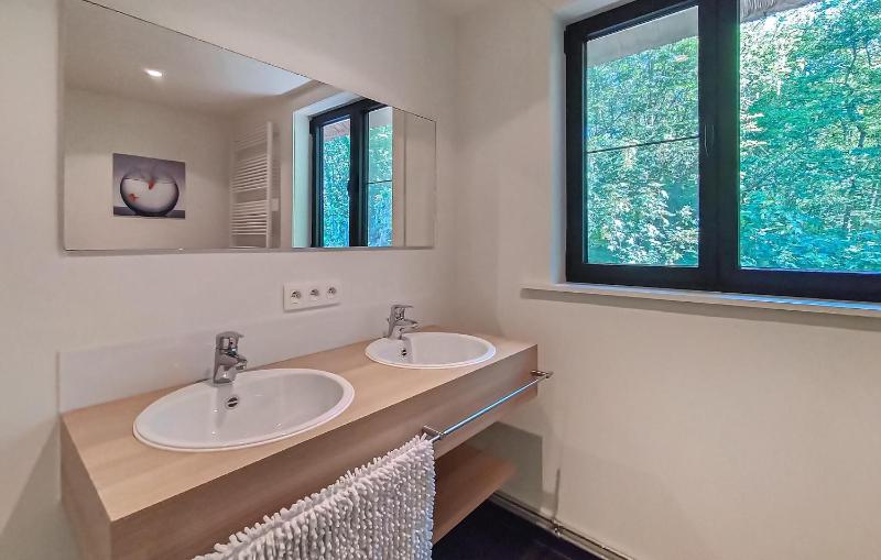 Stunning Home In Oostduinkerke With Wifi - image 14