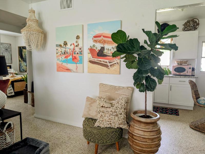 Artsy abode at Siesta key - image 25