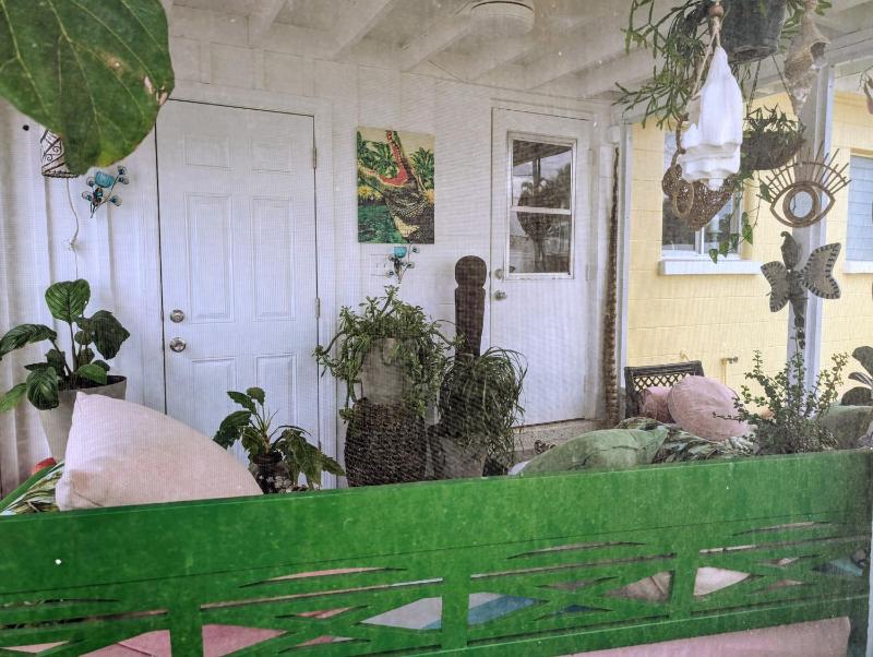Artsy abode at Siesta key - image 14