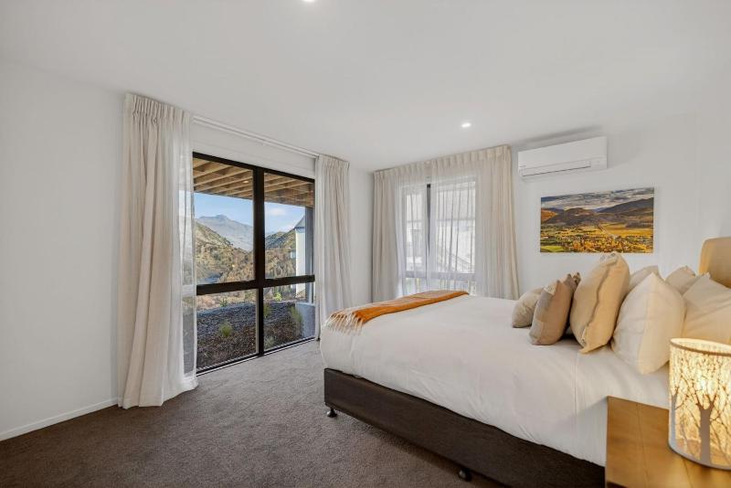 Powder Ridge Alpine Retreat - image 20