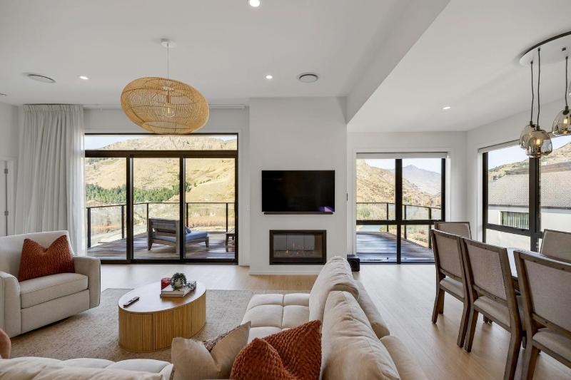 Powder Ridge Alpine Retreat - image 17