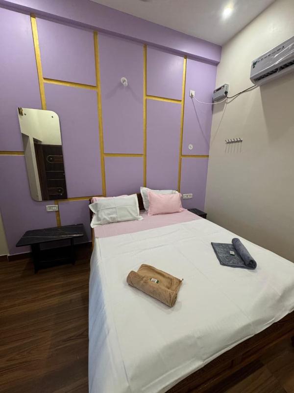 Golden Waves Guest House - image 11