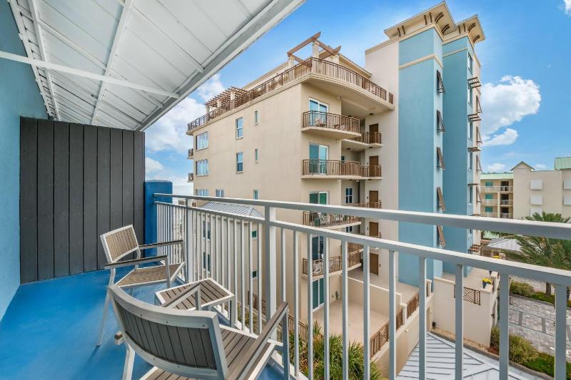 Coconut Palms Beach Resort II an Ascend Collection Hotel - image 40