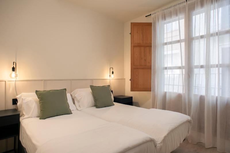 Apartamentos Sorolla House - image 15