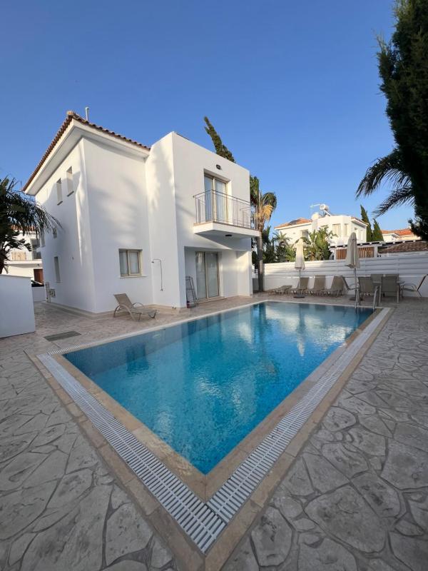 The Palm Villa Protaras - image 1