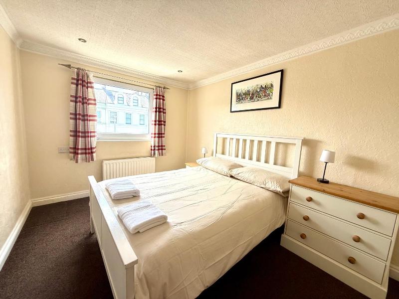 Belgravia Holiday Apartments - image 14