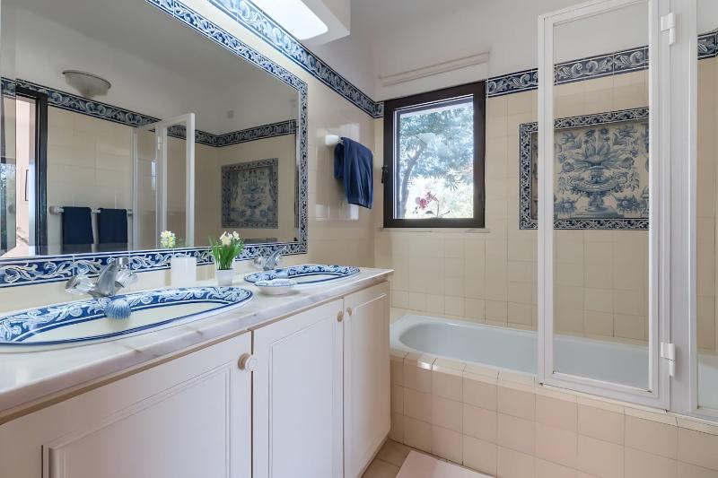 Villa Lagoa Azul Benagil-carvoeiro - image 22