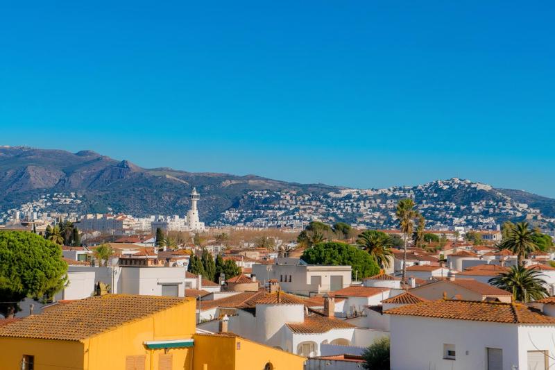 WELCS APARTAMENTO 451 EMP con terraza y vistas - image 7