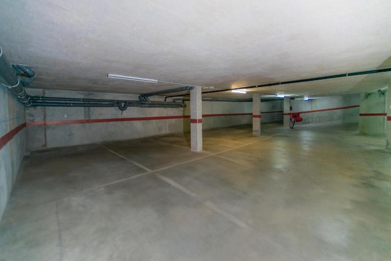 WELCS APARTAMENTO 451 EMP con terraza y vistas - image 3