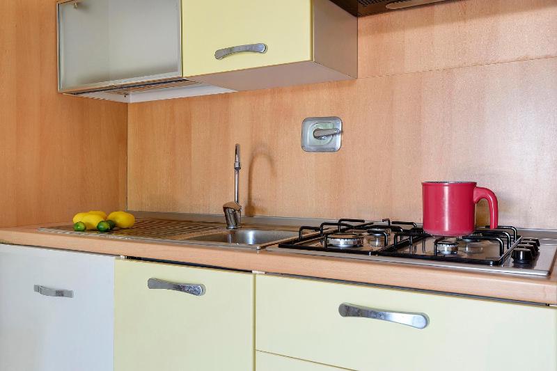 Stella di Mare Beach apartment - image 8