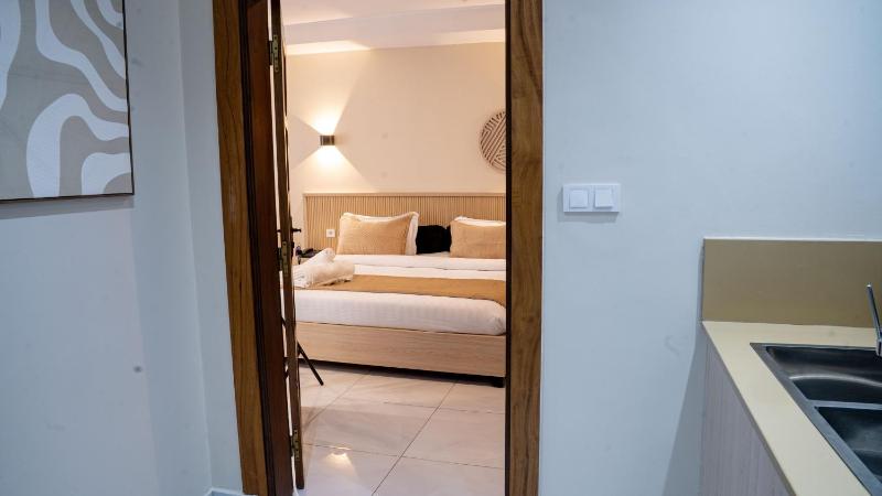 Kadiss Hotel - image 5