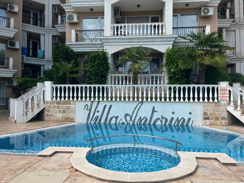 Villa Antorini Style - image 15