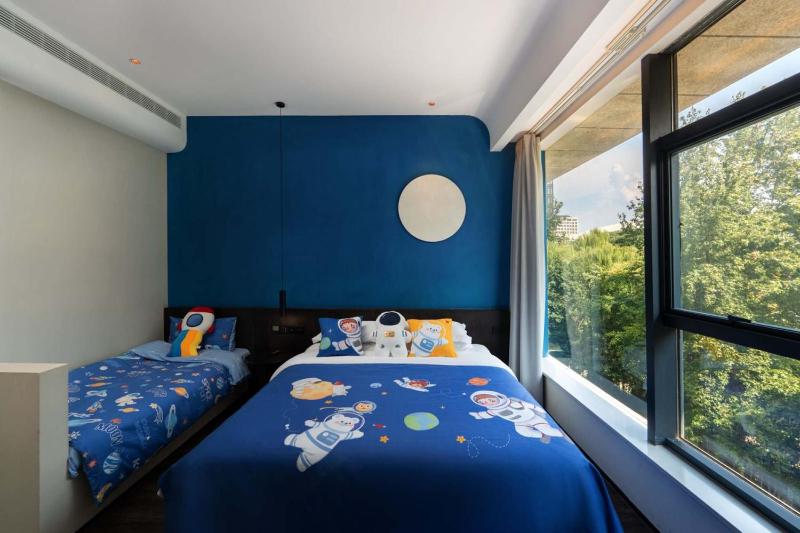 M Hotel - image 16