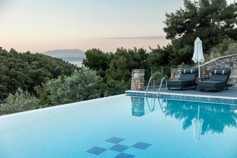 Skiathos Garden Cottages - image 40