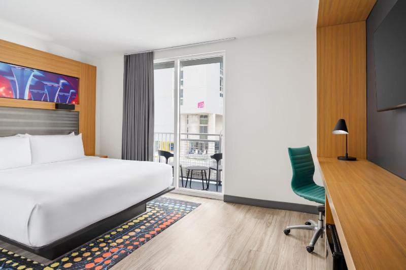Aloft by Marriott Miami - Brickell - image 14