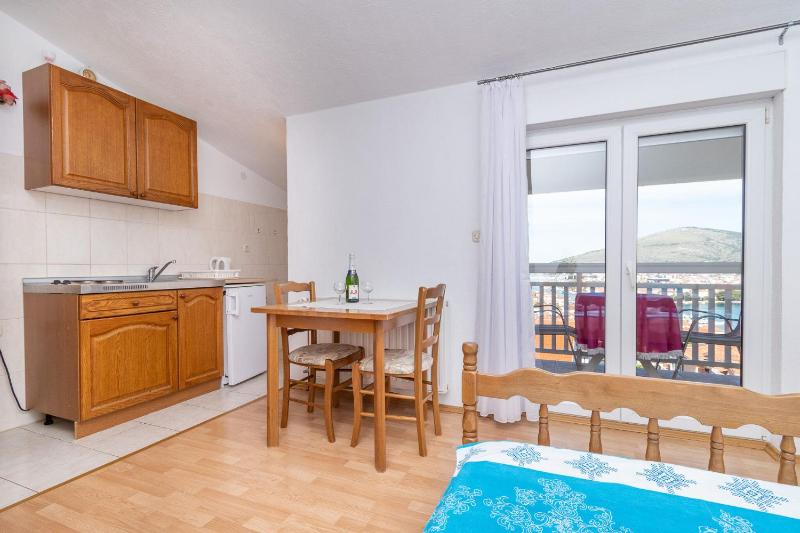 Apartments Mara - image 19