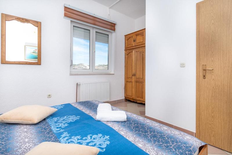 Apartments Mara - image 8