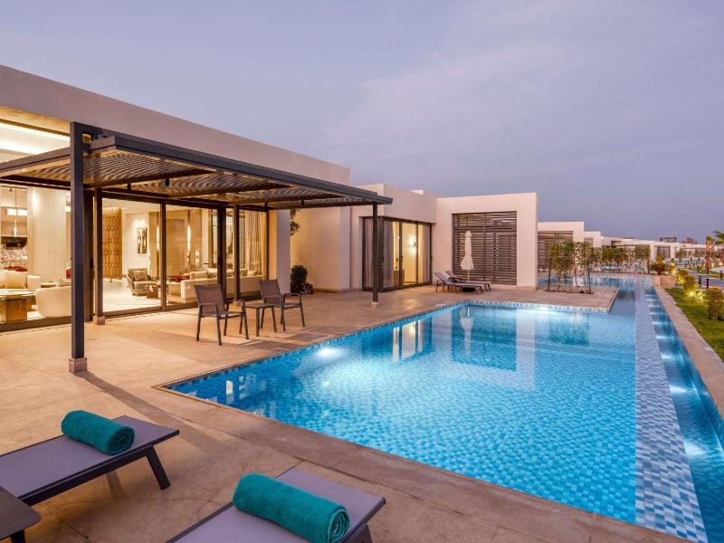 Rixos Premium Magawish Bay View - image 9