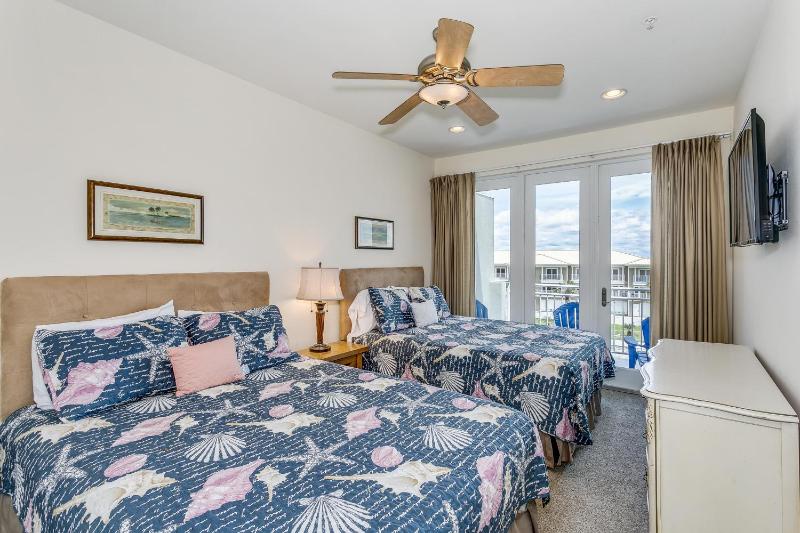 445 Fort Pickens Rd - image 25