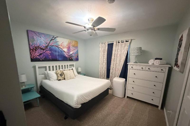 Glen Eagle Kingfisher Suite - image 4