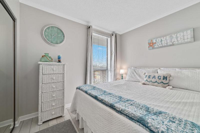 Bluewater 503 - image 18