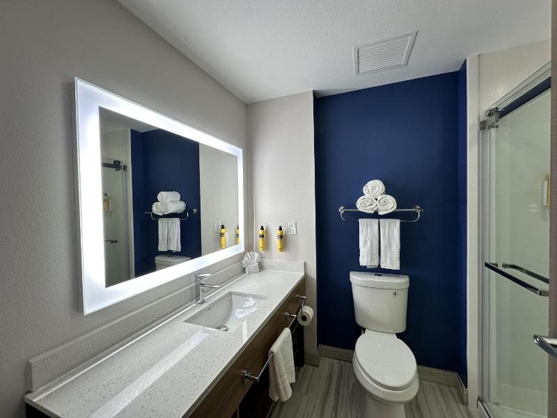 Best Western Plus Fair Park East - image 50
