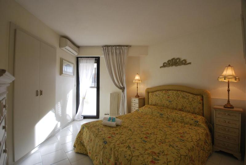 1 Bedroom Apartment - Les Jardins de la Croisette - image 6