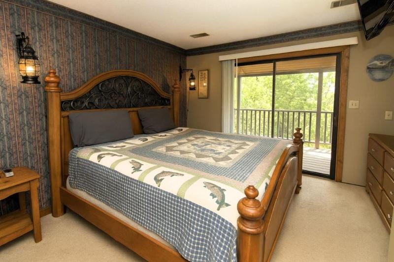 Mountain Ridge chalet - image 2
