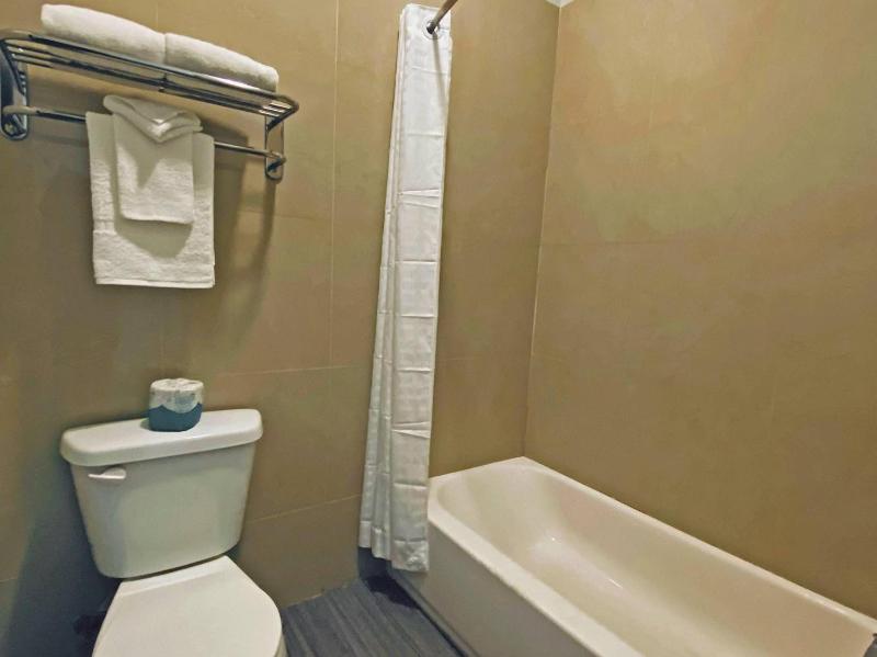 Rodeway Inn Old Town Scottsdale - image 22