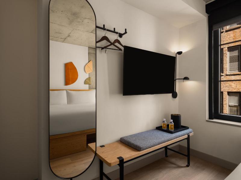 Hotel 38 New York City Tapestry Collection by Hilton - image 9