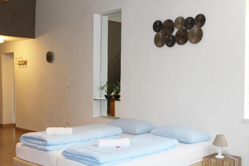 Apartment image 2