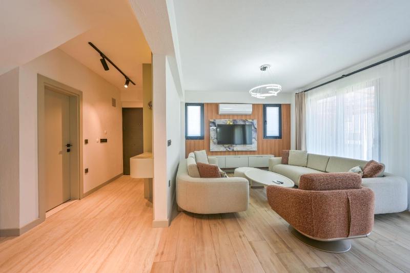 DEFNE - Stunning New Luxury Villa for 8 in Central Fethiye - image 14