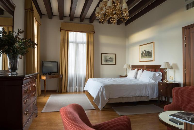 Suite image 2