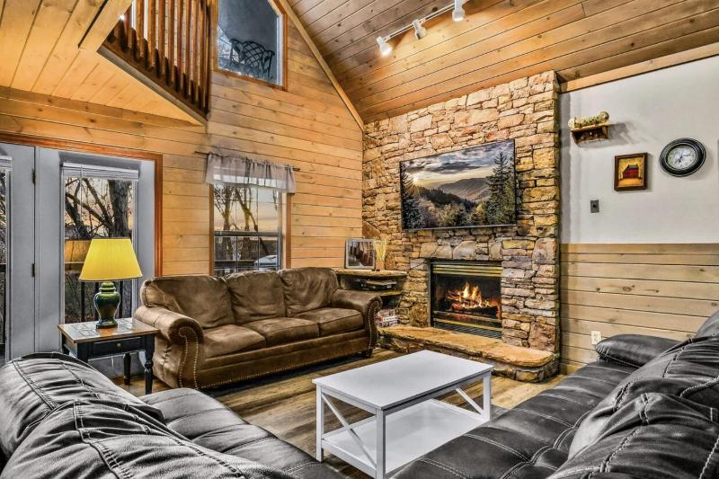 The Elysian Retreat chalet - image 13