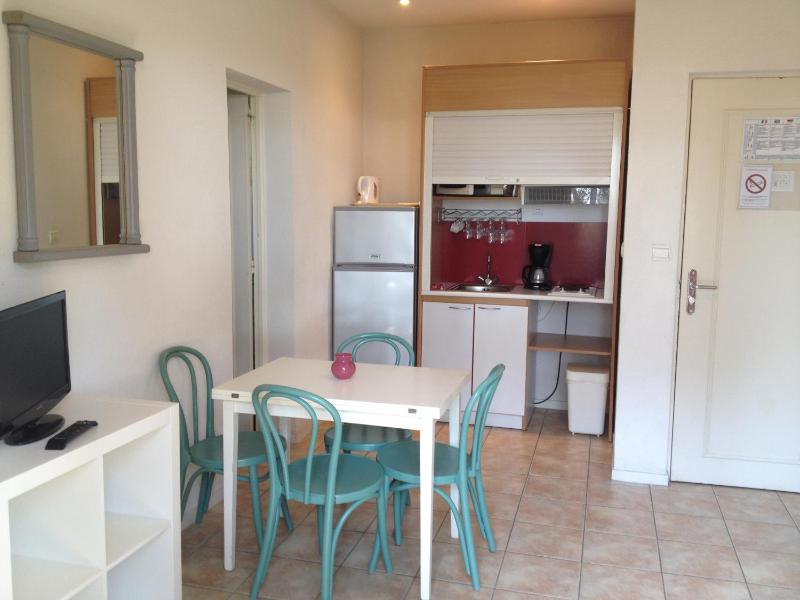 Apartment with Balcony image 2