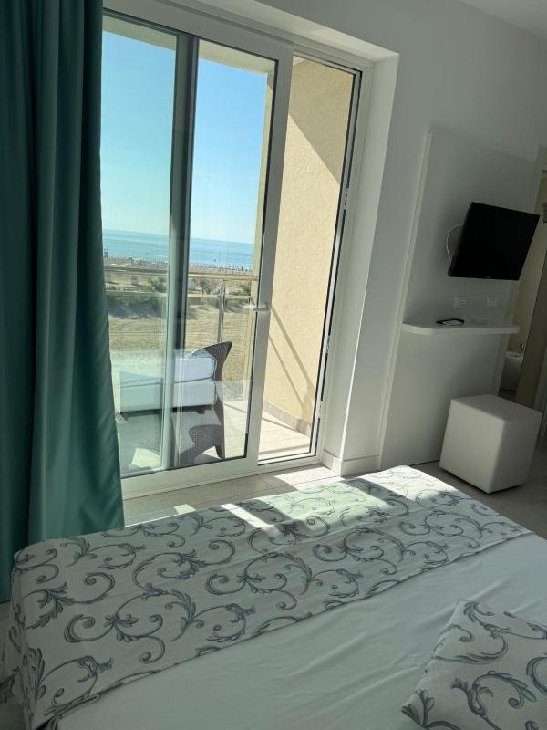 Hotel Linda - image 18