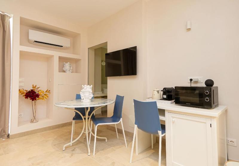 Marina Homes Sea View Ortigia - image 4