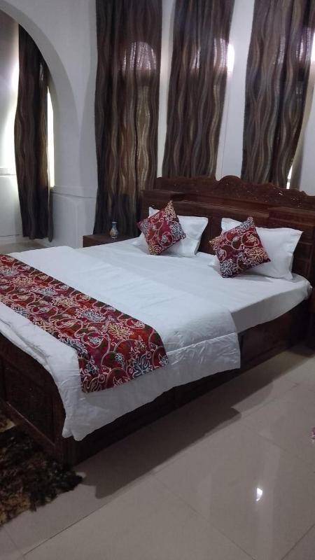 Rooebarpur - image 6