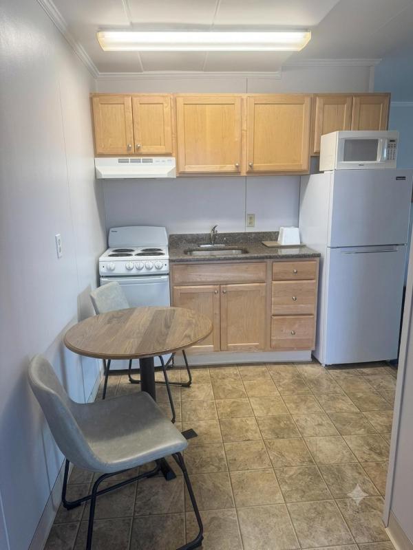 Flamingo Motel - image 33
