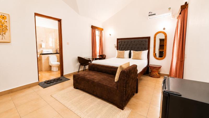 Ary Homestay Nyali Rooms At Pearl Residence 3rd Avenue Nyali Mombasa Kenya - image 3
