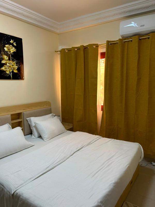 Elégant appt meublé une chambre à cité damel 2 - image 6
