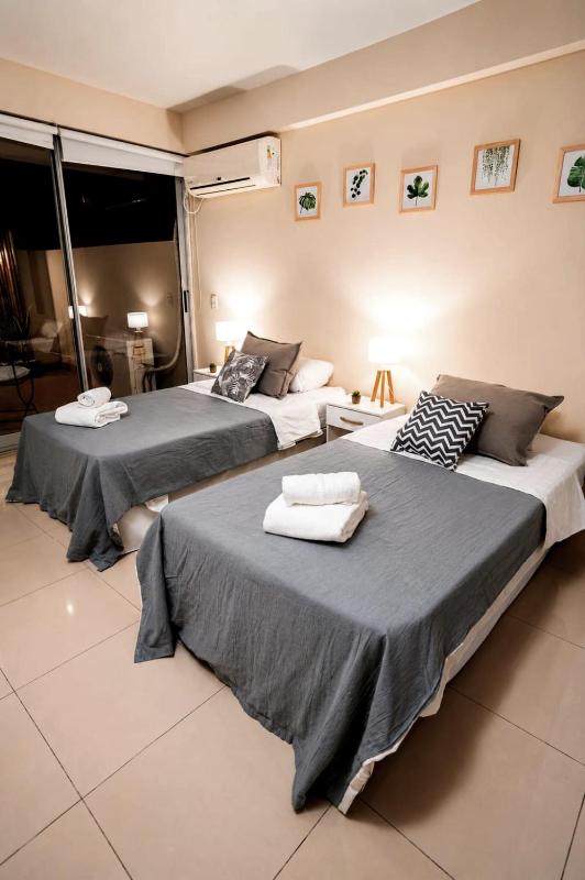 Apart en Belgrano Centro con Pileta y Gym - image 2