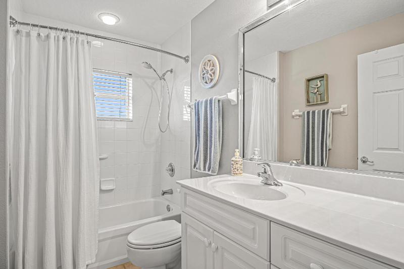 3 Bedroom 2 Bath Oceanwalk Condo With Estuary Views - image 13