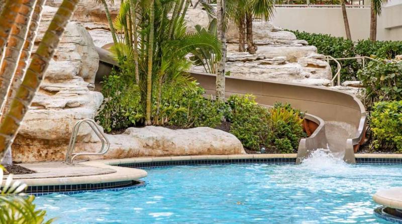 Crystal Shores Resort Three-Bedroom Villa - image 15