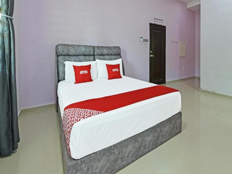 OYO Home 90584 Dz Homestay Bukit Setongkol - image 23