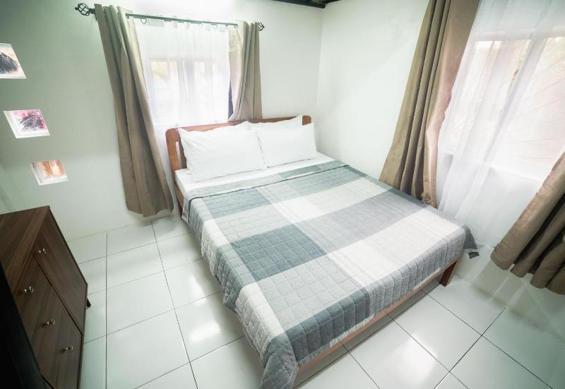 Ixa Coastal Nook - image 22