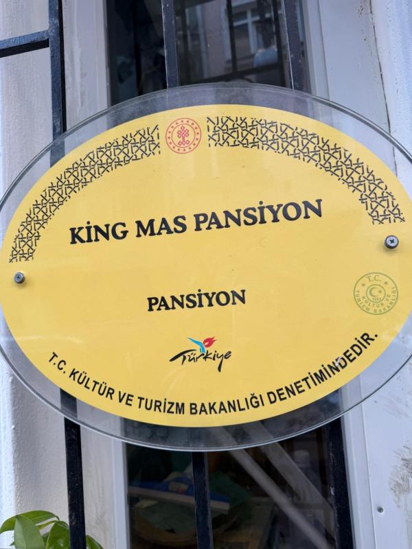 King Mas Suit Hotel - image 6