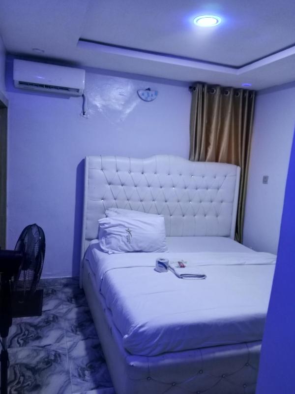 Starexx Luxury Apartment - image 7