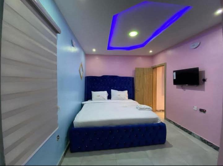 Starexx Luxury Apartment - image 5