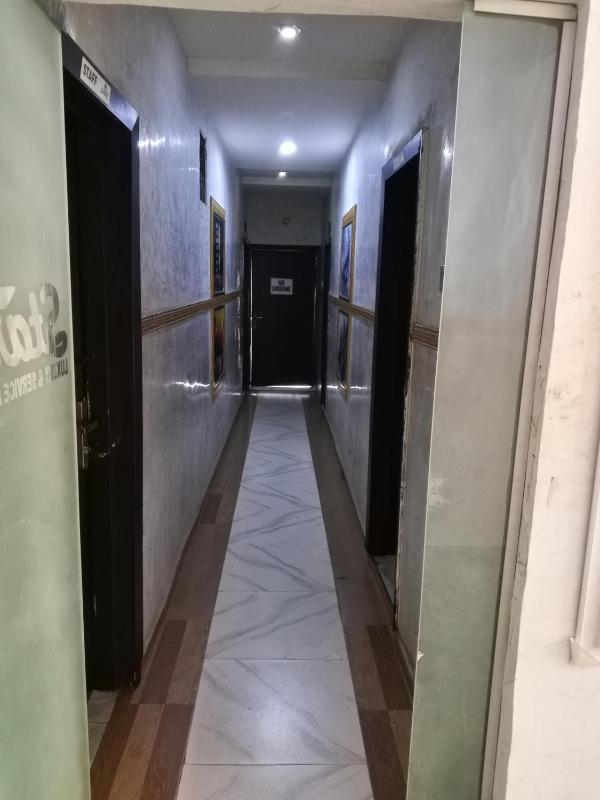 Starexx Luxury Apartment - image 3